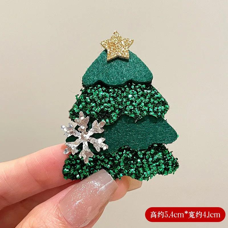 1PC Christmas Themed Cartoon Brooch