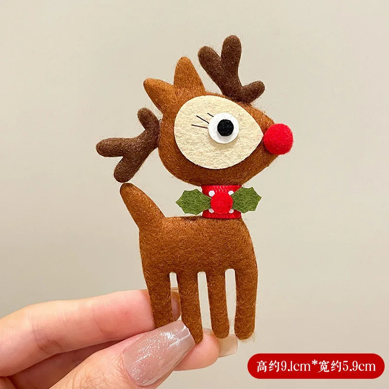 1PC Christmas Themed Cartoon Brooch