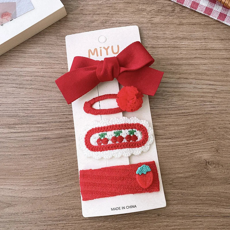 2/4PCS Red Christmas Baby Hair Pins