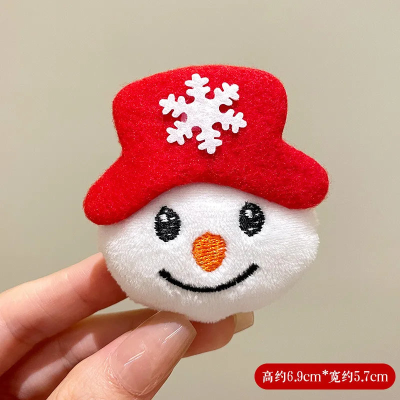 1PC Christmas Themed Cartoon Brooch
