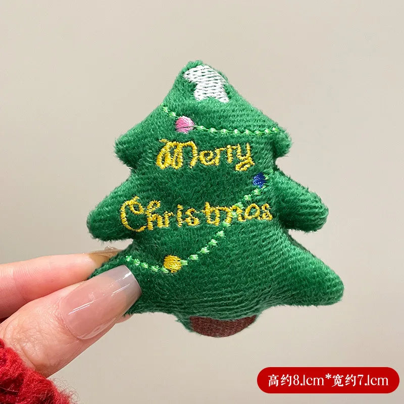 1PC Christmas Themed Cartoon Brooch